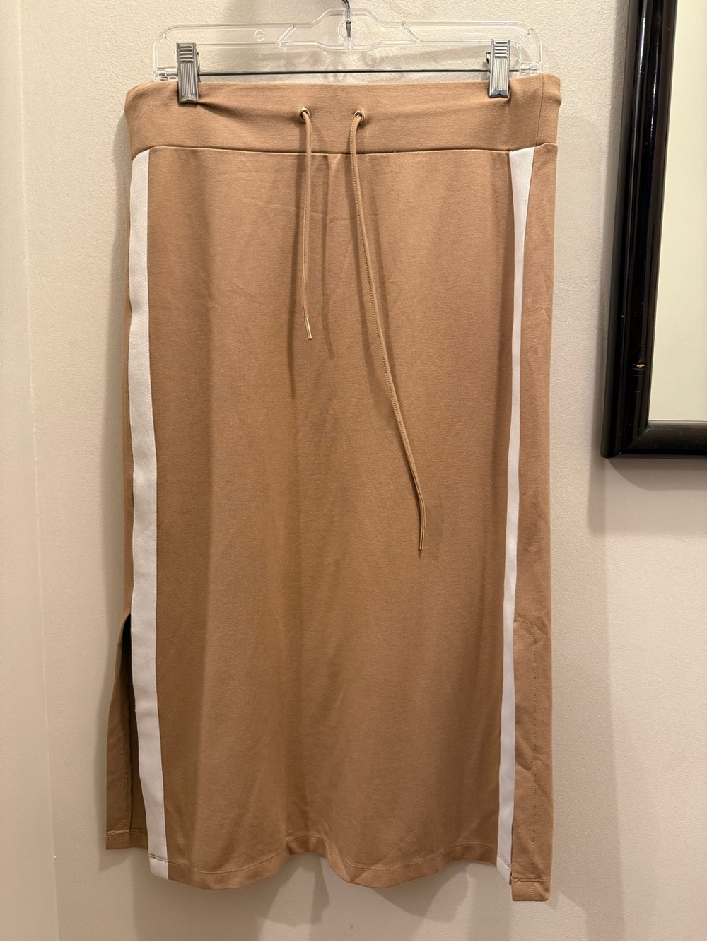 Anne Klein Womens Tan Midi Skirt M Pull On Elastic Waist Sport Stripe Stretch